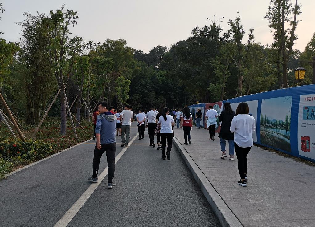 11.22-1-8.jpg 11.22-1-8.jpg